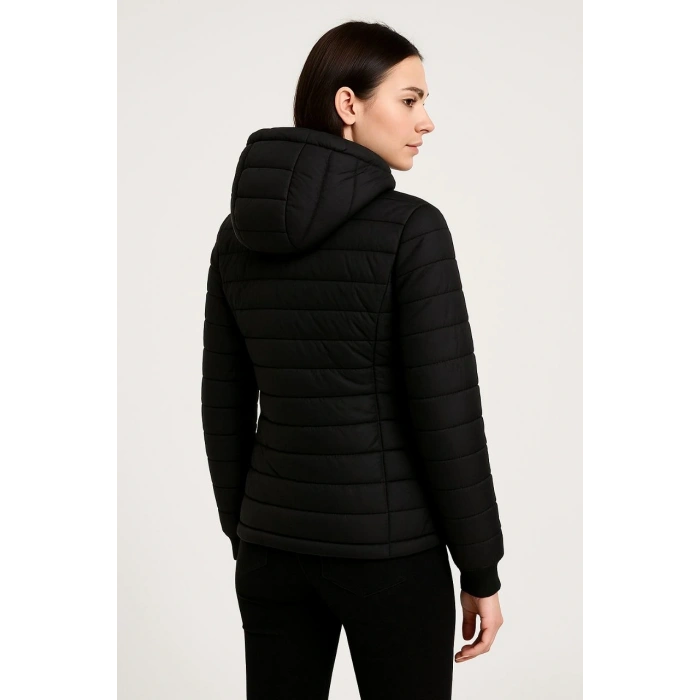 Kadın Şişme Kapüşonlu Fermuarlı Mont Su itici Kapitone Astarlı Kumaş Cepli Kışlık Rahat Kalıp - Siyah