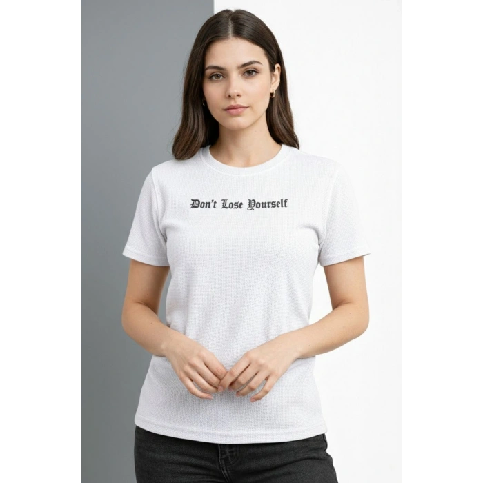 Kadın Wafıl Kumaş Tişört Regular Kalıp Bisiklet Yaka Baskılı Günlük Basic T-Shirt - Beyaz