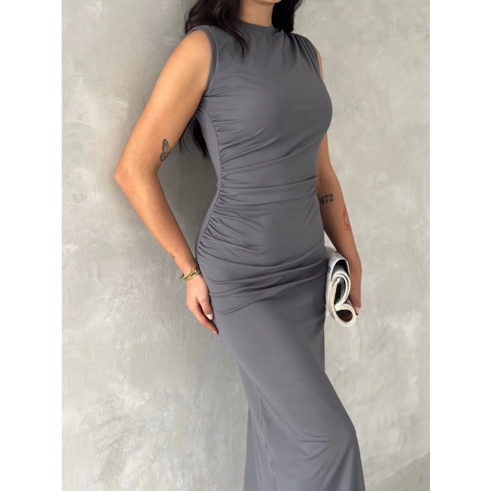 Kolsuz Yırtmaçlı Uzun maxı boy Elbise - Gri