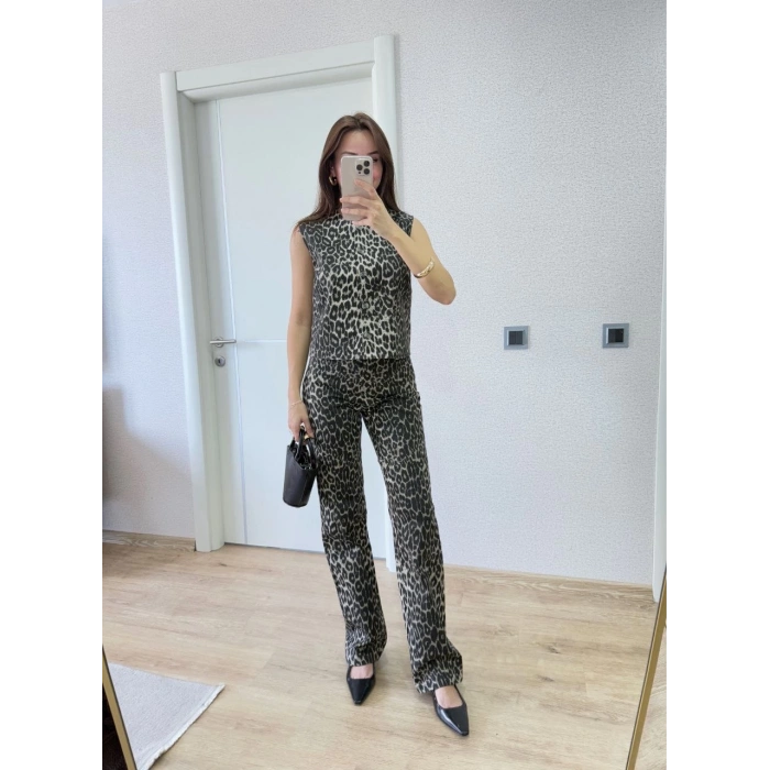 leopar desenli Düğmeli Bluzlu Pantolon İkili Takım -Leopar