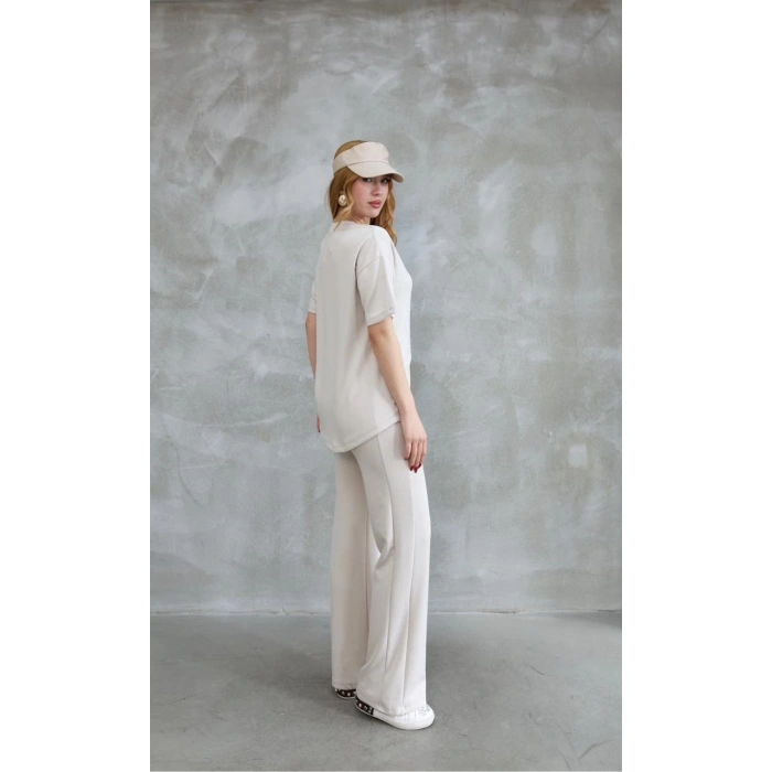 Osy Modal Yumuşak dokulu Kumaş Bisiklet Yaka Taş detaylı Kısa Kollu Takım - Kırık Beyaz