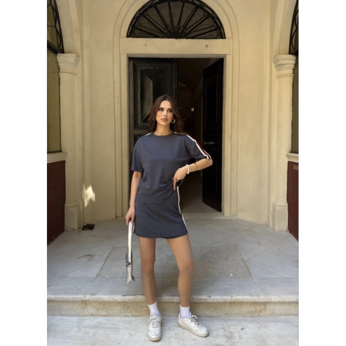 Osy Modal yumuşak dokulu Kumaş Kadın Parçalı Bisiklet Yaka T-shirt Mini Şortlu Etek İkili Takım - Füme