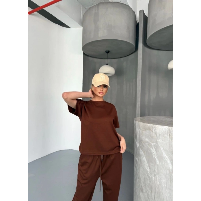 Osy Modal Yumuşak Dokulu Kumaş Kısa Kollu Bluz Rahat Pantalon ikili Takım- Kahverengi