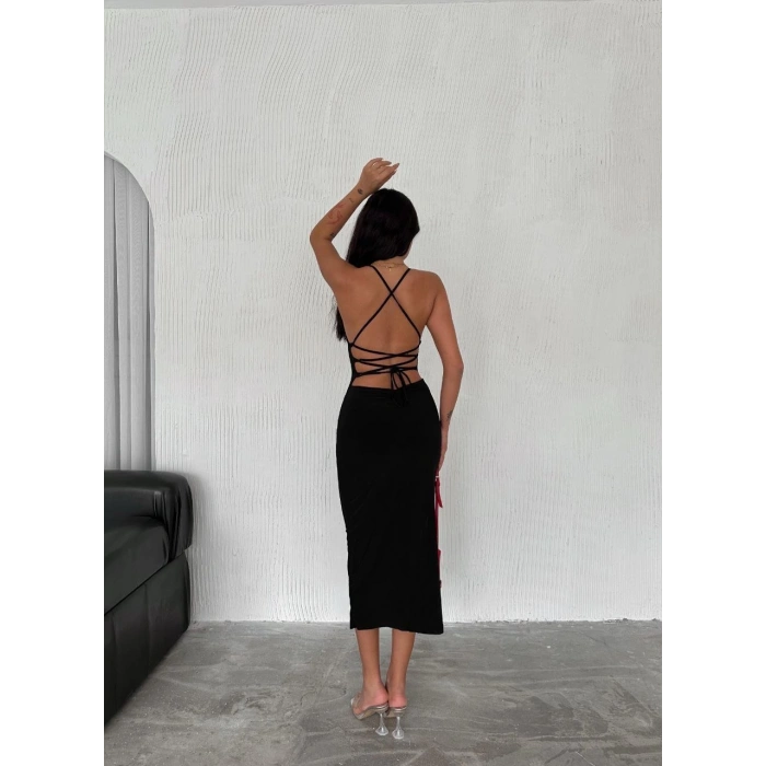 Sırt Bağlamalı Derin Yirtmaç Askılı Elbise - Siyah