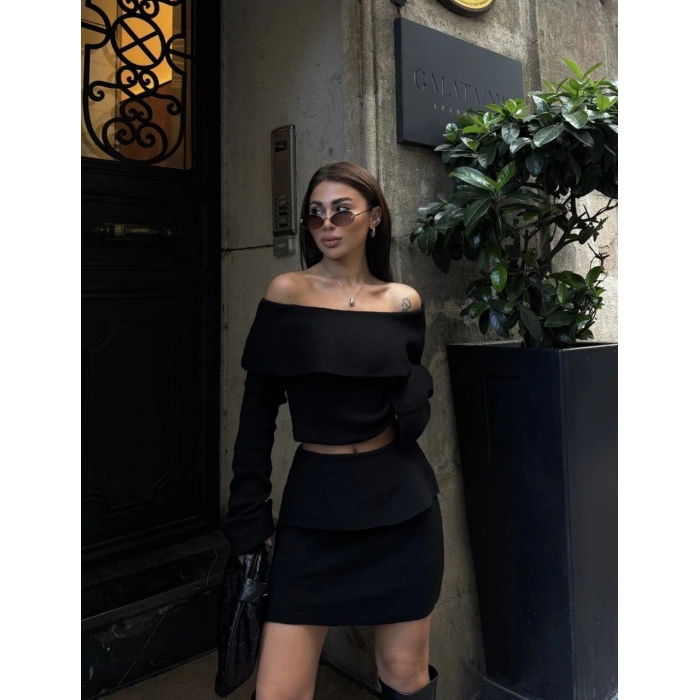 Straplez , Madonna , Carmen Yaka Croplu Mini Etekli ikili Takım Triko - Siyah