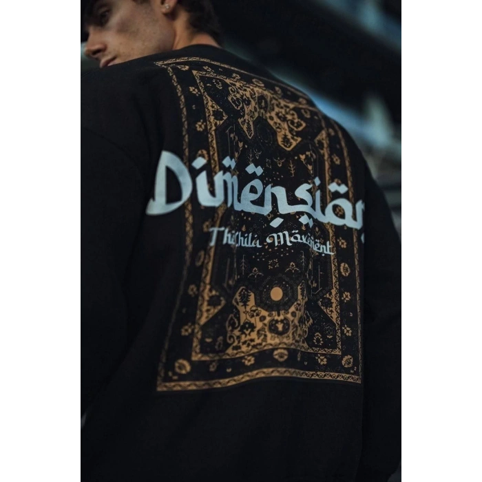 Üç İplik Pamuklu  Bisiklet Yaka Oversize Baskılı SweatShirt - Siyah