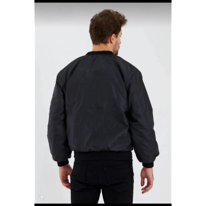 Erkek Siyah Bomber Mont – POLIZEI Yazılı, Fermuarlı Cepli, Kapitone Astarlı, Su İtici Kumaş Şık Günlük Ceket- Siyah