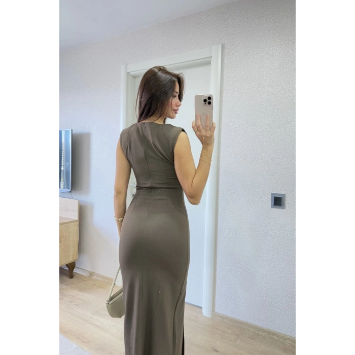 Yırtmaç Detaylı Sırtlı Kapalı Yandan Derin Yırtmaç Detaylı Kolsuz Elbise - Antrasit