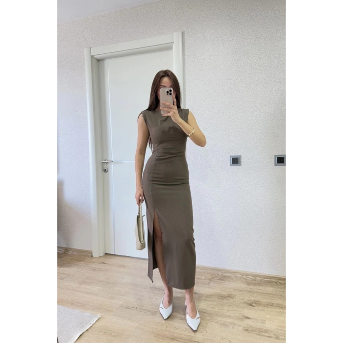 Yırtmaç Detaylı Sırtlı Kapalı Yandan Derin Yırtmaç Detaylı Kolsuz Elbise - Antrasit