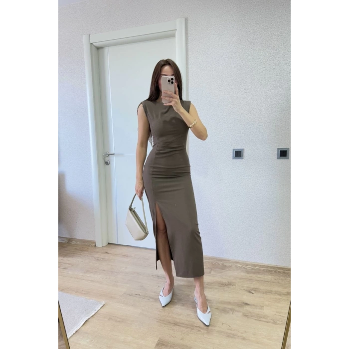 Yırtmaç Detaylı Sırtlı Kapalı Yandan Derin Yırtmaç Detaylı Kolsuz Elbise - Antrasit