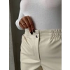 Beli lastikli çıtçıtlı deri şort krem w241007
