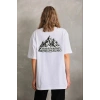Kadın Nihilist Penguen Temalı Oversize Bisiklet Yaka Tişört - Beyaz