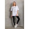 Unisex Taş Desenli Oversize T-Shirt - Beyaz