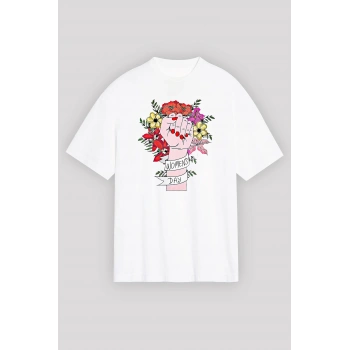 8 Mart Dünya Kadınlar Günü İçin Özel Baskılı T-shirt - Beyaz