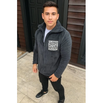 Erkek Desenli Polar Gömlek – Etnik Şerit Desen Yakalı, Uzun Kollu, Düğmeli, Oversize Rahat Kalıp - Füme