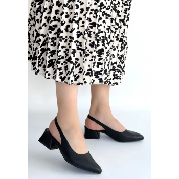 Evia Siyah Cilt Topuklu Ayakkabı