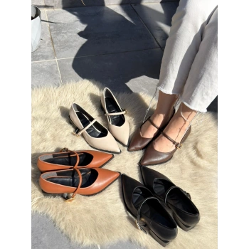 Galye Siyah Cilt Topuklu Ayakkabı