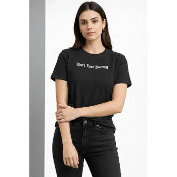 Kadın Wafıl Kumaş Tişört Regular Kalıp Bisiklet Yaka Baskılı Günlük Basic T-Shirt - Siyah