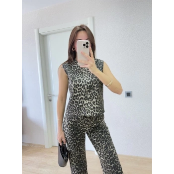 leopar desenli Düğmeli Bluzlu Pantolon İkili Takım -Leopar