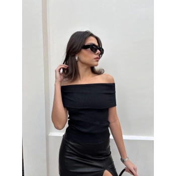 Madonna yaka sıfır kol bluz