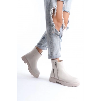 Menta Bej Cilt Fermuar Aksesuarlı Bot