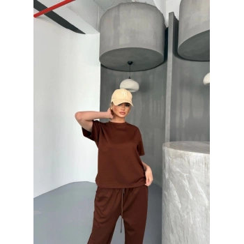 Osy Modal Yumuşak Dokulu Kumaş Kısa Kollu Bluz Rahat Pantalon ikili Takım- Kahverengi