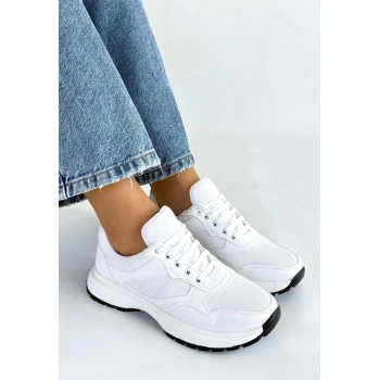 Slar Beyaz Cilt Bağcıklı Spor Ayakkabı