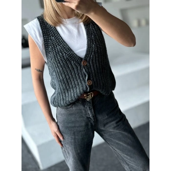 Triko Kolsuz Düğmeli Yelek - Siyah