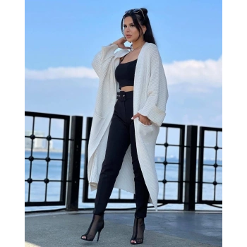 Yarasa kol uzun triko hırka beyaz