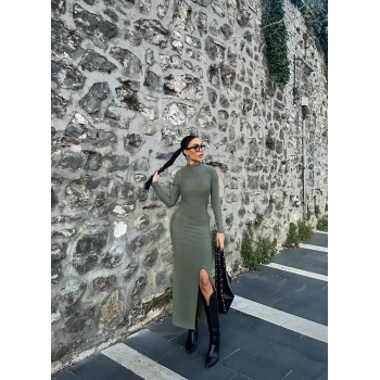 Yırtmaçlı kalın bürümcük uzun elbise Yeşil