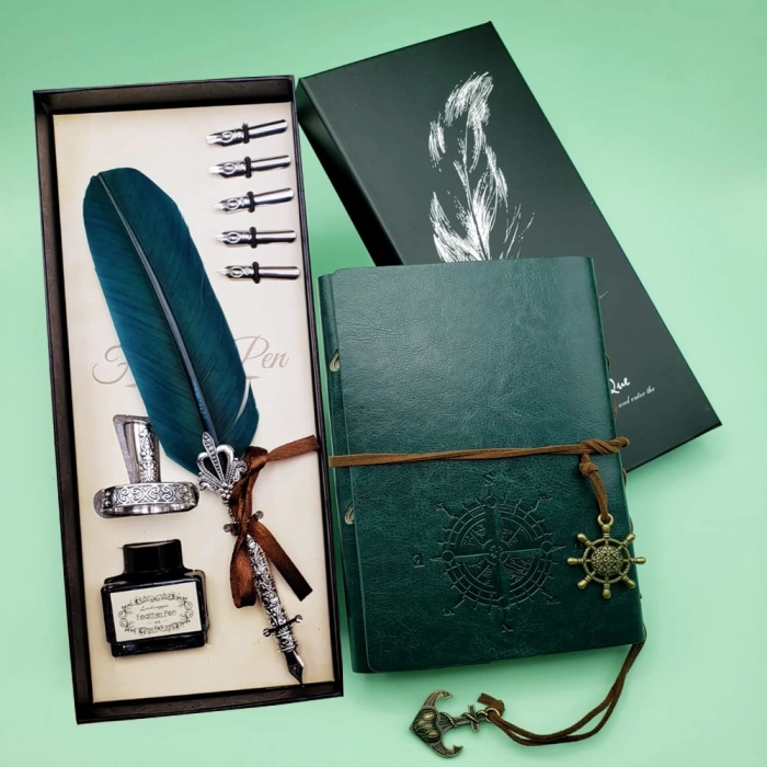 Deri Defter ve Tüylü Mürekkepli Kalem Seti Yeşil