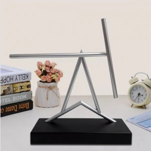 Sarkaç Pilli Newton