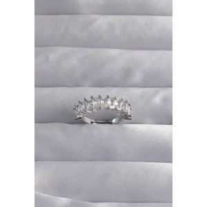 Pirinç Ayarlamalı Gümüş Renk Baget Taşlı Su Yolu Yüzük