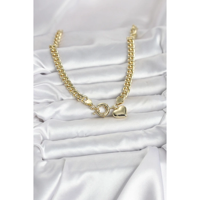 Kalp Detaylı Gold Renk Pirinç Kadın Kolye