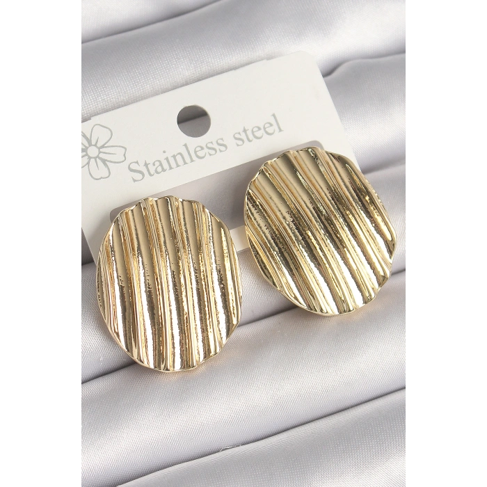 Pirinç Gold Renk İşlemeli Daire Plaka Model Kadın Küpe