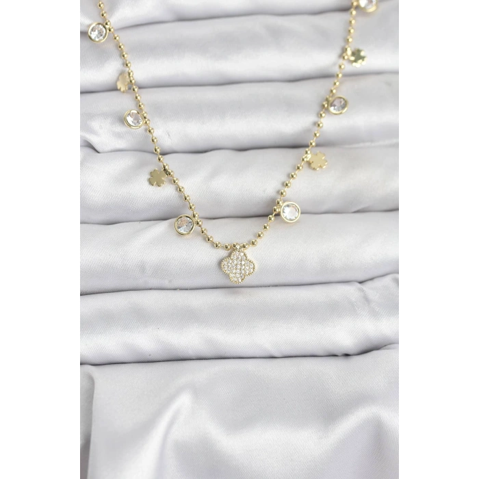 Pirinç Gold Renk Yonca Model Kadın Kolye