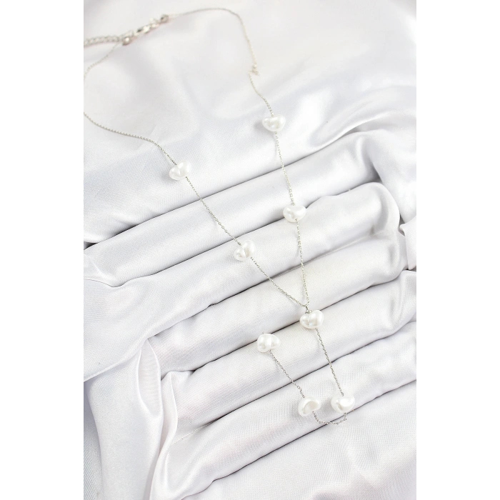 Pirinç İncili Kalp Figürlü Y Model Gümüş Renk Kadın Kolye