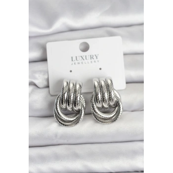 Gümüş Renk Halka Modelli Pirinç Kadın Küpe