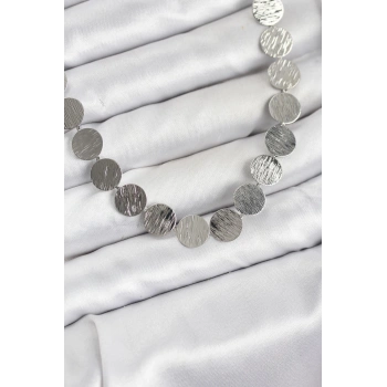 Yuvarlak Plaka Model Gümüş Renk Kadın Kolye