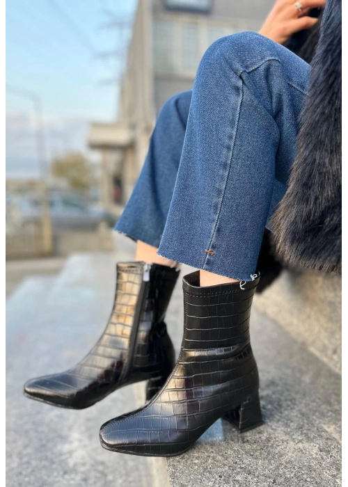 Birta Siyah Cilt Desenli Topuklu Bot