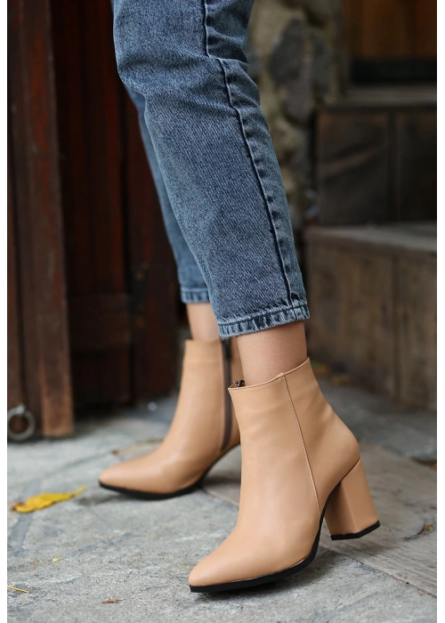 Biya Krem Cilt Topuklu Bot