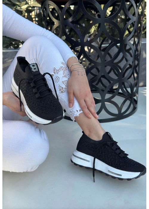 Cilla Siyah Triko Boncuk İşlemeli Spor Ayakkabı