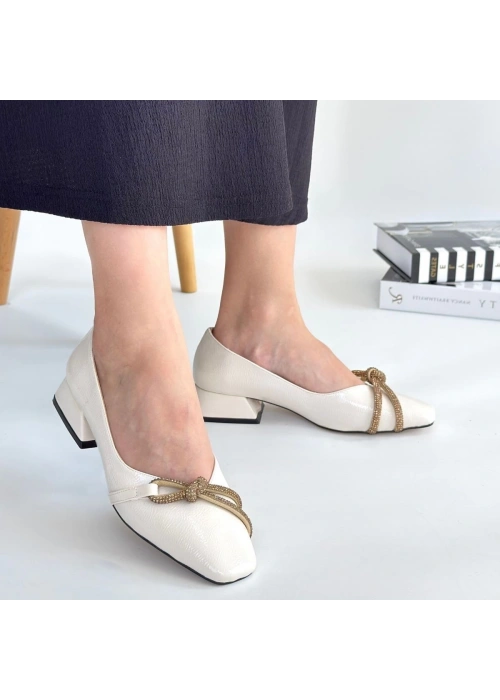 Estay Ten Rugan Topuklu Ayakkabı