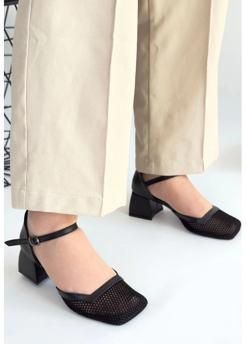 Jiole Siyah Cilt Topuklu Ayakkabı