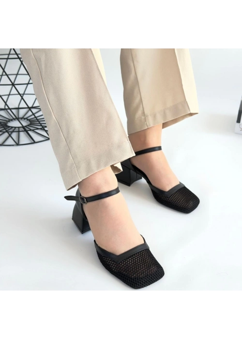 Jiole Siyah Cilt Topuklu Ayakkabı