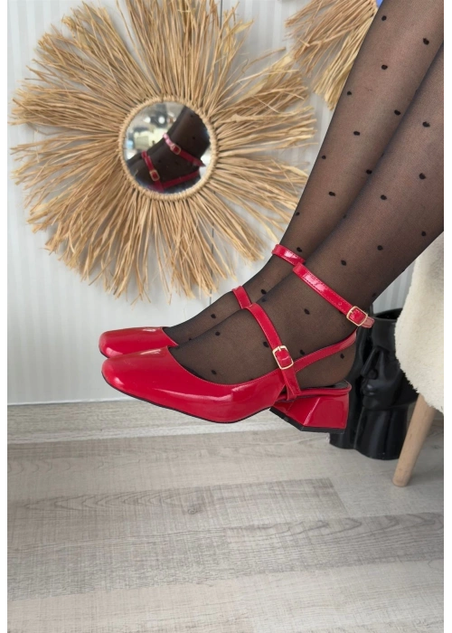 Karmi Kırmızı Rugan Topuklu Kemerli Ayakkabı