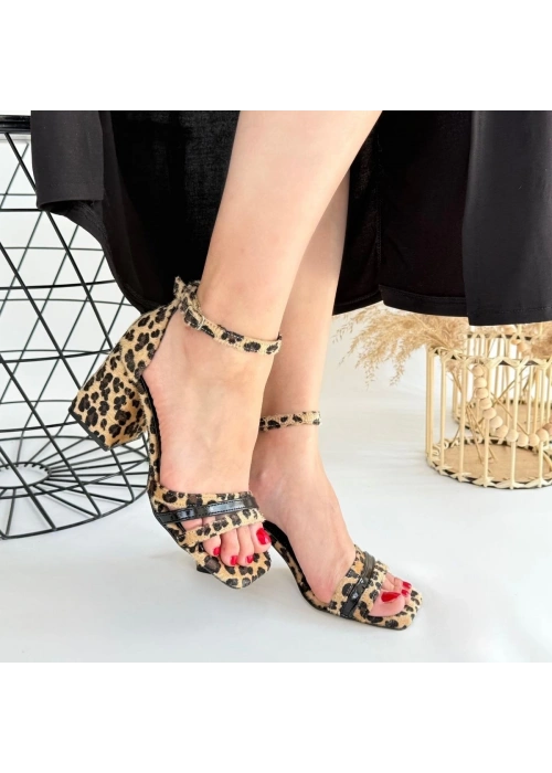 Lanja Leopar Süet Siyah Rugan Detaylı Ayakkabı