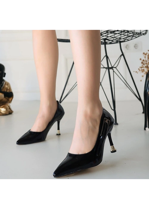 Lesia Siyah Rugan Topuklu Ayakkabı