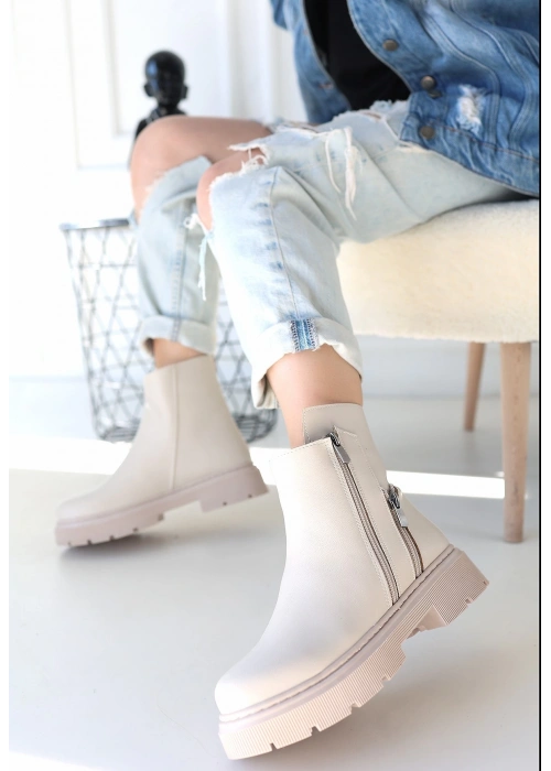 Menta Bej Cilt Fermuar Aksesuarlı Bot