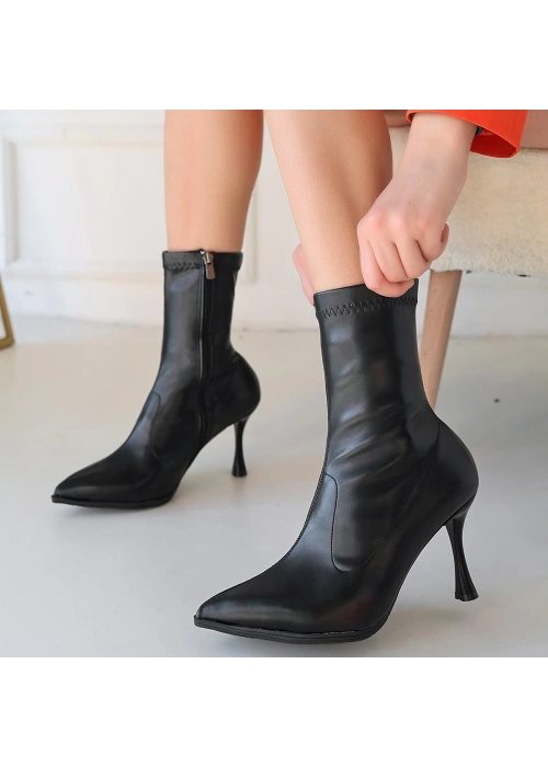 Moert Siyah Cilt Streç Topuklu Bot